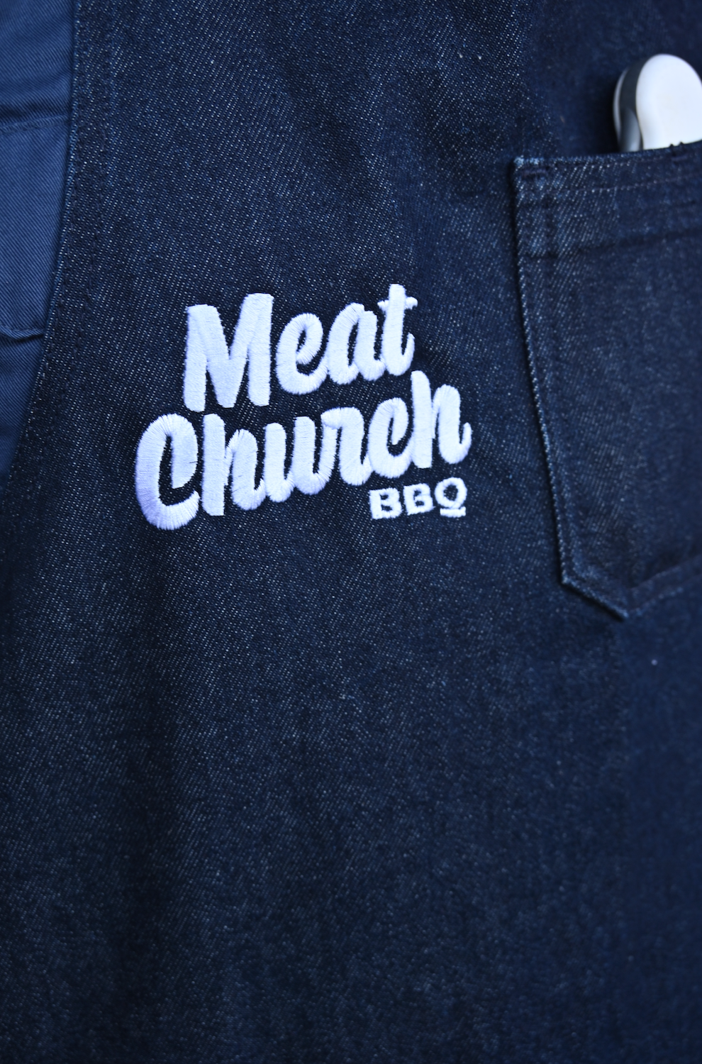 hedley-and-bennett-meat-church-apron-navy-e9 Screenshot_2024-07-03_at_2.52.19_PM.png